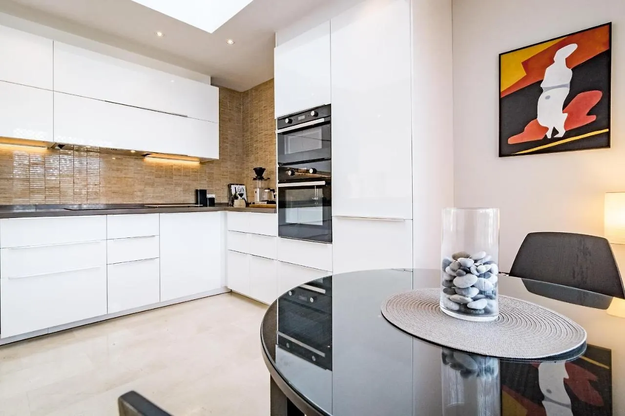 Ma2- Sea Views, Walking Distance To Puerto Banus Apartment Marbella Spain
